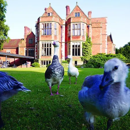 Modern Flat - Free Parking York