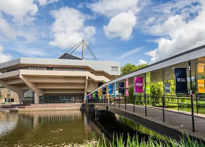 Modern Flat - Free Parking アパート ヨーク